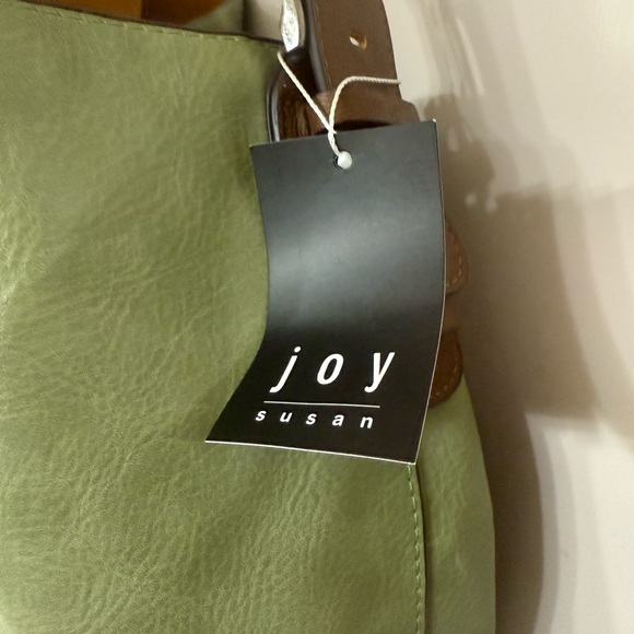 NWT Joy Susan Green  Vegan Leather Shoulder Bag - Picture 3 of 3